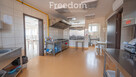 Inwestycja Hotelarsko- Medyczna . - 10