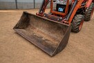 Kubota B2530 – ciągnik z ładowaczem czołowym i koparką - 4