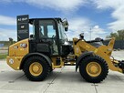 FABRYCZNIE NOWY CAT 906