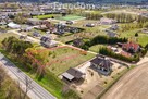 Atrakcyjna działka budowlana 1599 m² z usługami - 1