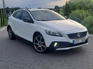 Volvo V40 Cross Country - 4