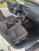 Volvo V40 Cross Country - 15