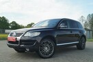 VOLKSWAGEN TOUAREG 3.0 TDI 4MOTION 245TYS. KM  STAN BDB HAK