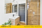 Dom po remoncie 238 m2 z garażem i ogrodem. - 12