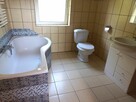Przestrzenny dom w centrum Żywca z widokiem na góry - 8