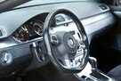 R-LINE|Salon PL|BiXenon|DCC|2xPark| Panorama|DSG|Navi|Alcantara|GWARAN - 14