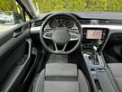 Volkswagen Passat 2.0 TDI DSG Zarejestrowany Serwisowany Grzane fotele CarPlay - 8