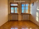Dom z basenem na pięknej, dużej działce - 11
