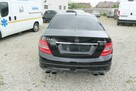 Mercedes C 63 AMG - 6