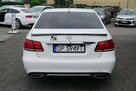 Mercedes E 220 polski salon - 6