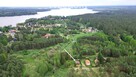 Klimatyczna działka z domkiem blisko Jezioraka. - 15