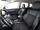 Mitsubishi Outlander PHEV automat 4x4 grzane fotele navi tempomat - 14