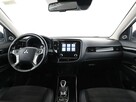 Mitsubishi Outlander PHEV automat 4x4 grzane fotele navi tempomat - 16