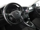 Volkswagen T-Roc automat navi PDC climatronic ACC grzane fotele - 14