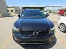 Volvo XC 40 AWD / R-Design / niski przebieg - 2