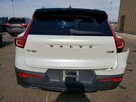 Volvo XC 40 AWD / R-DESIGN / niski przebieg - 6