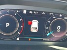 Volkswagen Tiguan 4x4 / SEL R-Line / mała szkoda / niski przebieg - 11