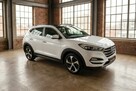 Hyundai Tucson Bezwypadkowy full opcja rok gwarancji - 8