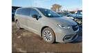 Chrysler Pacifica / PLUG-IN / 3.6 260KM / niski przebieg /