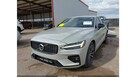 Volvo S60 / 2.0 250KM / Bogate wyposażenie / niski przebieg /
