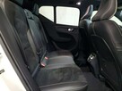 Volvo XC 40 / 4x4 / 2.0 247KM / - 10