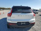 Volvo XC 40 / T5 R-DESIGN / 4x4 / niski przebieg / - 6