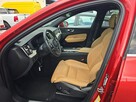 Volvo XC 60 INSCRIPTION / 4x4 / niski przebieg - 7