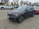 Volvo XC 40 Ultimate Bright Theme / 4x4 / niski przebieg