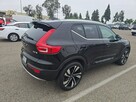 Volvo XC 40 Ultimate Bright Theme / 4x4 / niski przebieg - 4