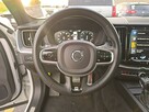 Volvo XC 60 R-Design / 4x4 / niski przebieg - 8