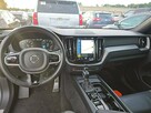 Volvo XC 60 R-Design / 4x4 / niski przebieg - 9