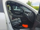 Volvo XC 60 R-Design / 4x4 / niski przebieg - 11