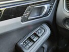 Porsche Macan - 10