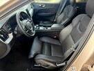 Volvo XC 60 RECHARGE panorama 4x4 kamery 360 acc blis head up skora hak MAX OPCJA - 14