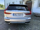 Volvo V60 2.0 190KM R-Design Serwis ASO 19" Pełny pakiet Bezwypadkowy - 16