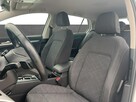 Volkswagen Golf VIII 1.0 eTSI Life DSG Hatchback - 10