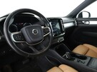 Volvo XC 40 MomentumPro automat AWD D4 skóra navi kamera grz. fotele LED tempomat - 14
