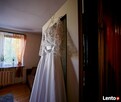Suknia ślubna z mikado, dodatki gratis