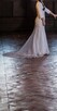 Biała suknia ślubna z podpinanym trenem - 4