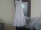 Biała suknia ślubna z podpinanym trenem - 10
