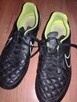 Odsprzedam buty Nike sportowe korki do grania - 2