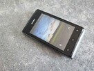 Smartfon Sony C151 - 2