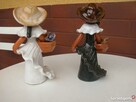 dwie figurki ceramiczne - 2