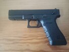 ASG Umarex G18C Bez magazynka, Gratis 3000 kulek oraz Green - 3