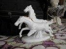 porcelanowa figurka konie - 5