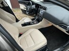 Jaguar XE 35t Supercharget - 8