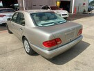 Mercedes E 320 - 3