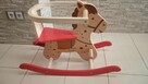 Konik na biegunach Playtive drewniany - 3