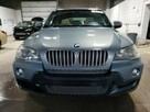 BMW X5 4.8I - 2