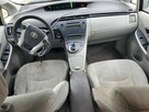 TOYOTA PRIUS - 7